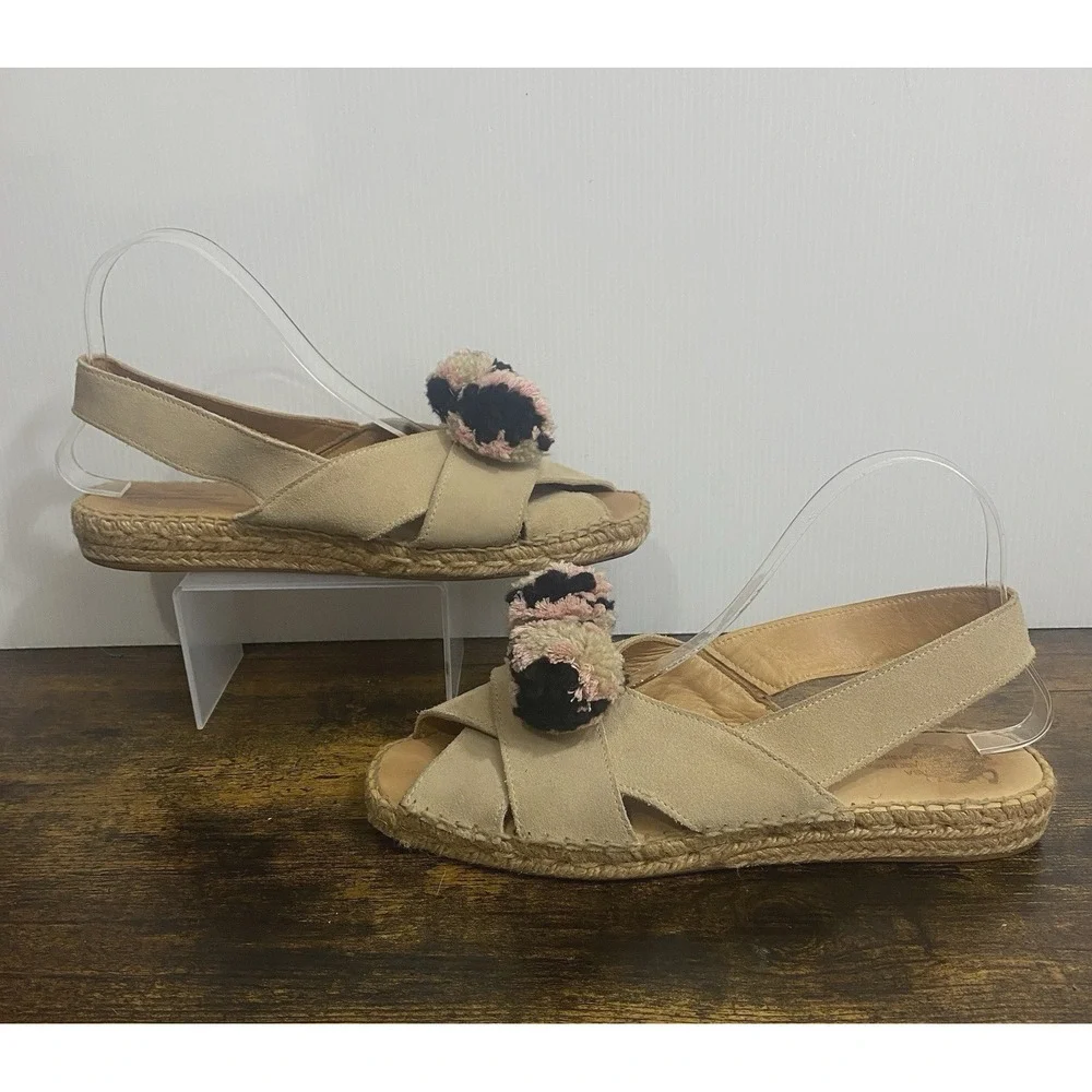 Naguisa Espadrille‎ Peep Toe Sandals Sz 10 Beige Pom Poms Ankle Strap